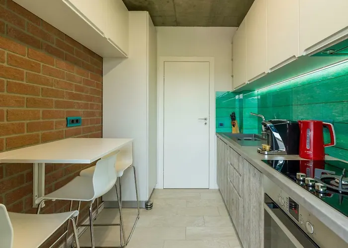 Trifoiului * Kaloşvar